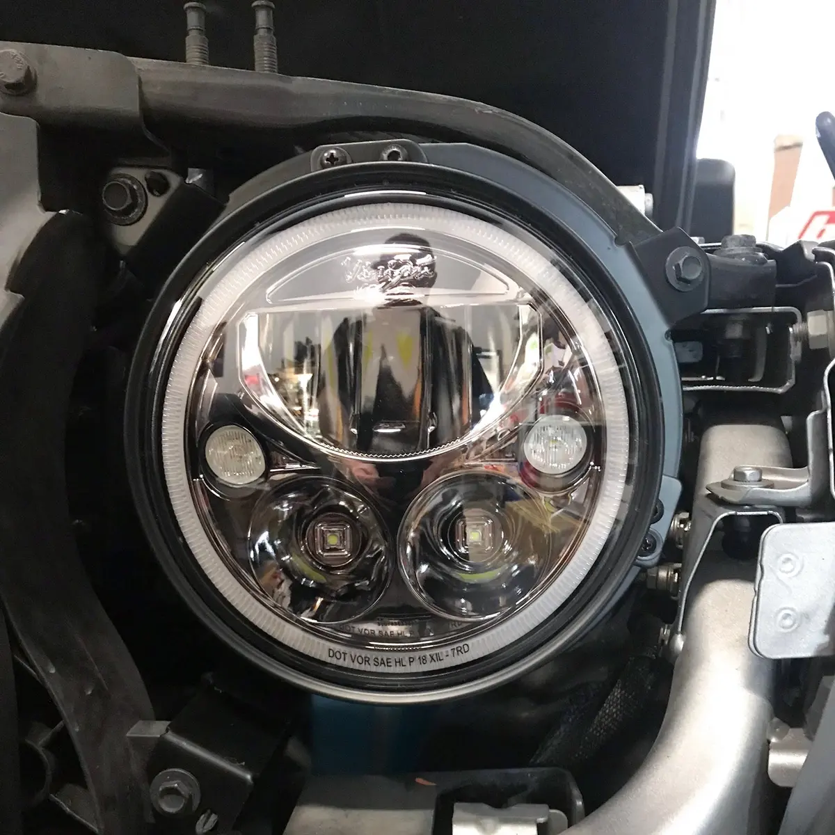 18+ Jeep Jl / '20+ Jeep Gladiator Vx Led Headlight Kit - Chrome | Amber Halo 1