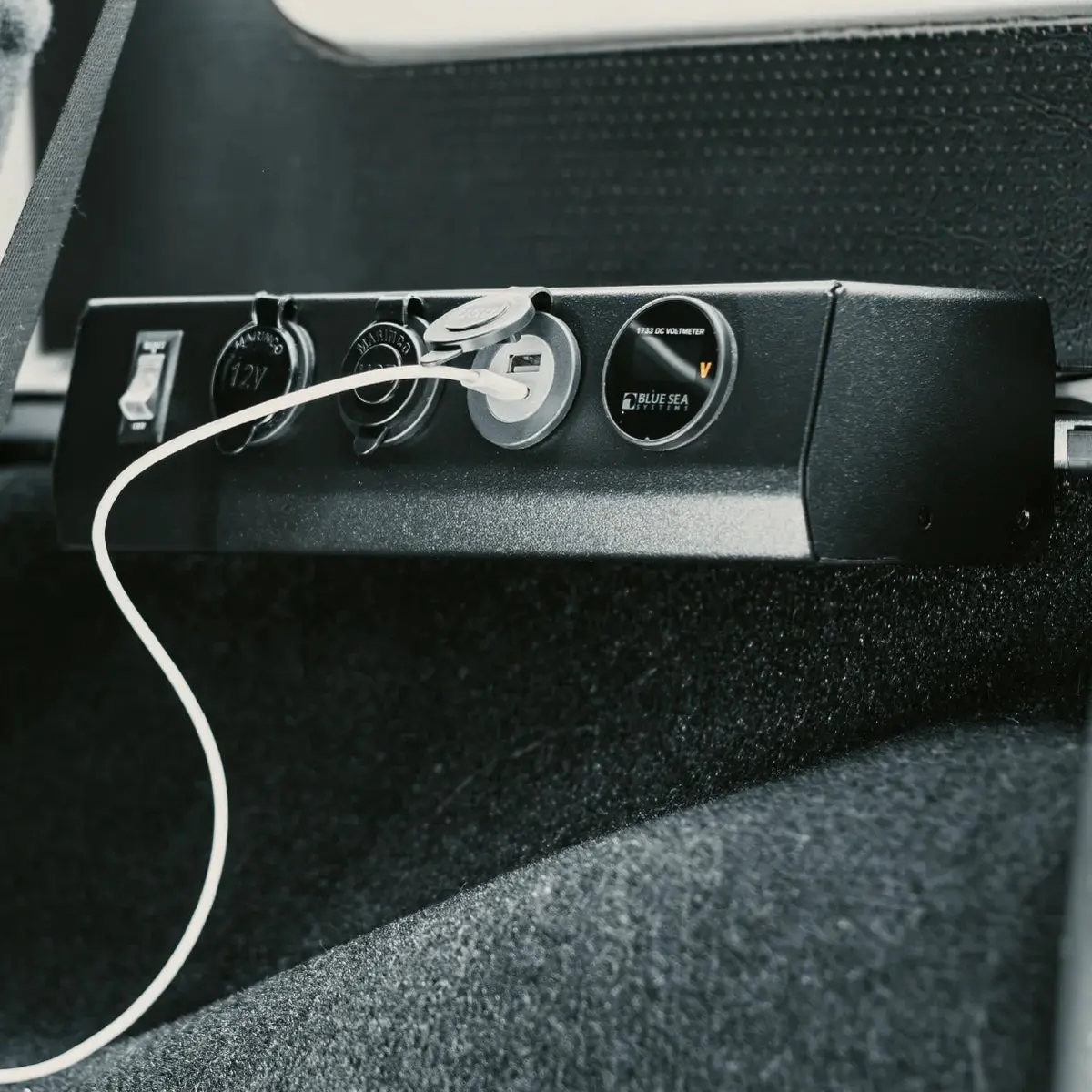 2007-2018+ Jeep Wrangler Outlet Box 1