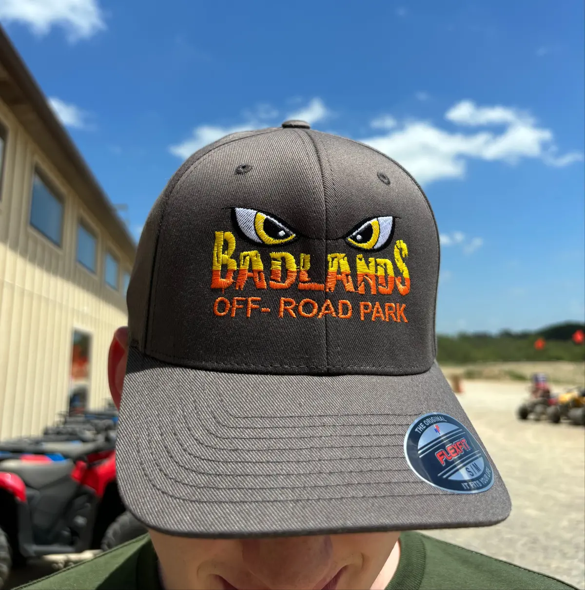 Badlands Hat Dark Gray Flex-Fit 1