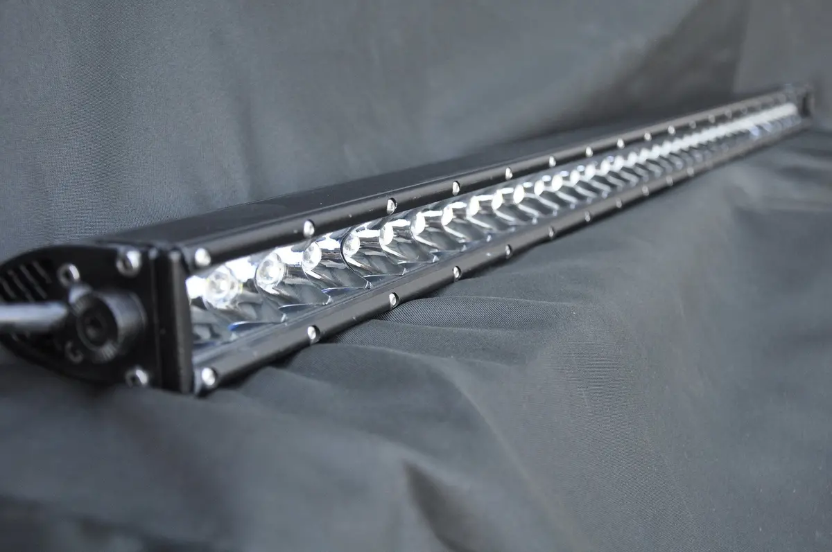 50 Inch Light Bar Slim 250W Spot 5W Cree Led Black 1