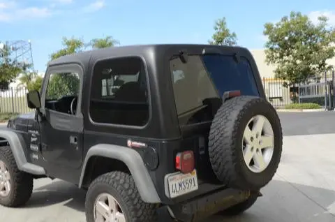 Jeep Tj Hard Top Square Back 96-06 Wrangler Tj 2 Door 2 Piece 1