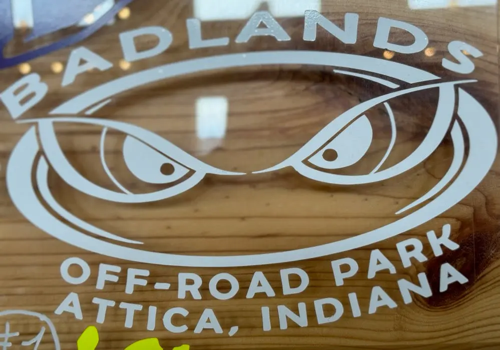 Badlands Oval Decal White 1
