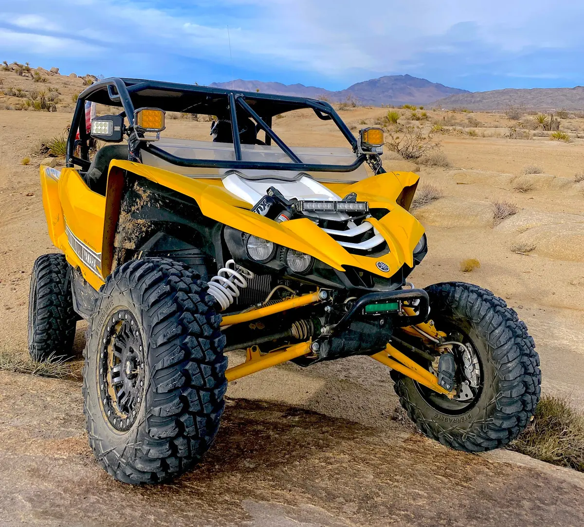 Yamaha Yxz 1000R 12" Single Row Led Bar Shock Mount 1