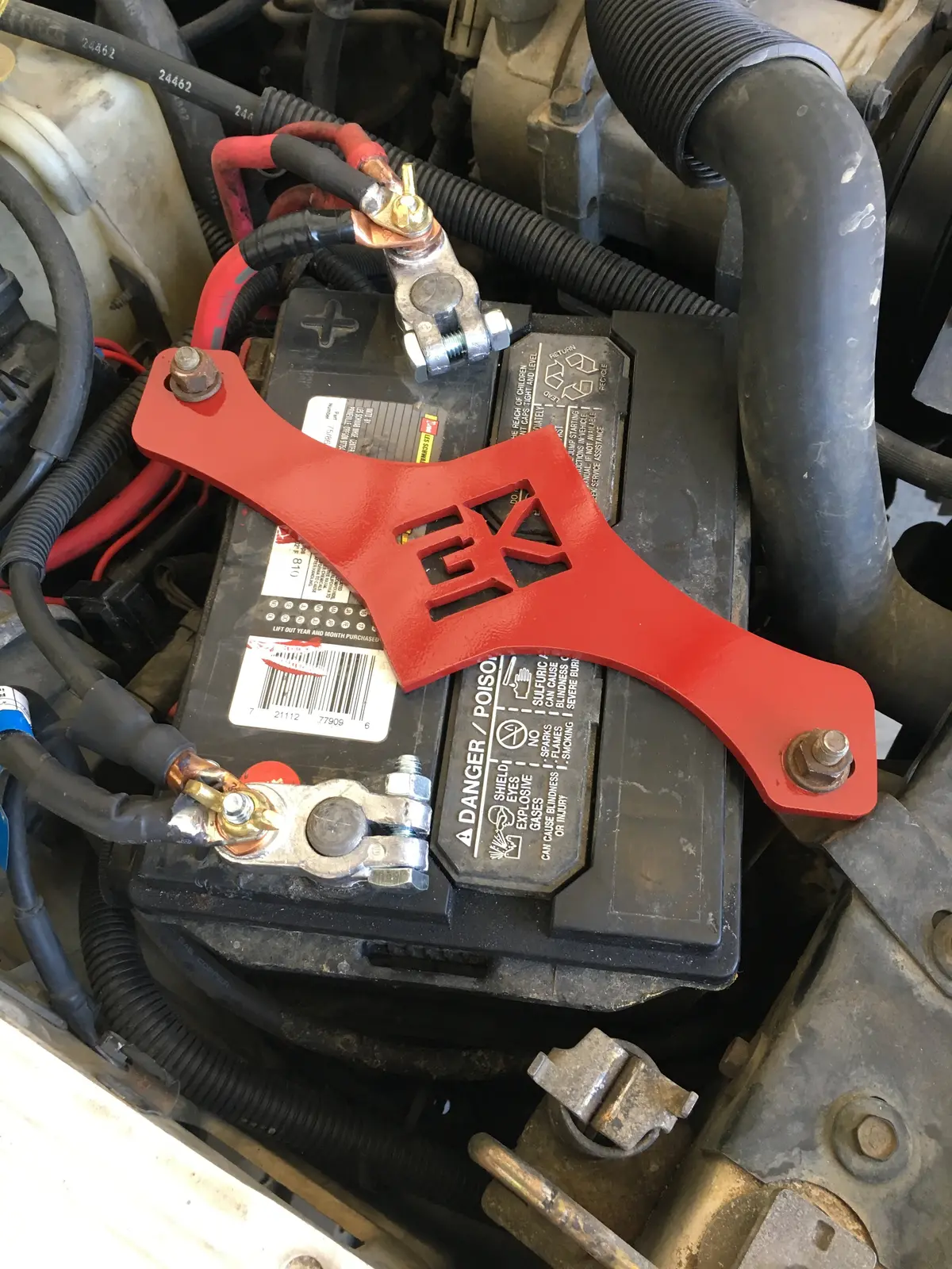 1984-2001 Jeep Cherokee Xj Battery Hold Down Bracket 2