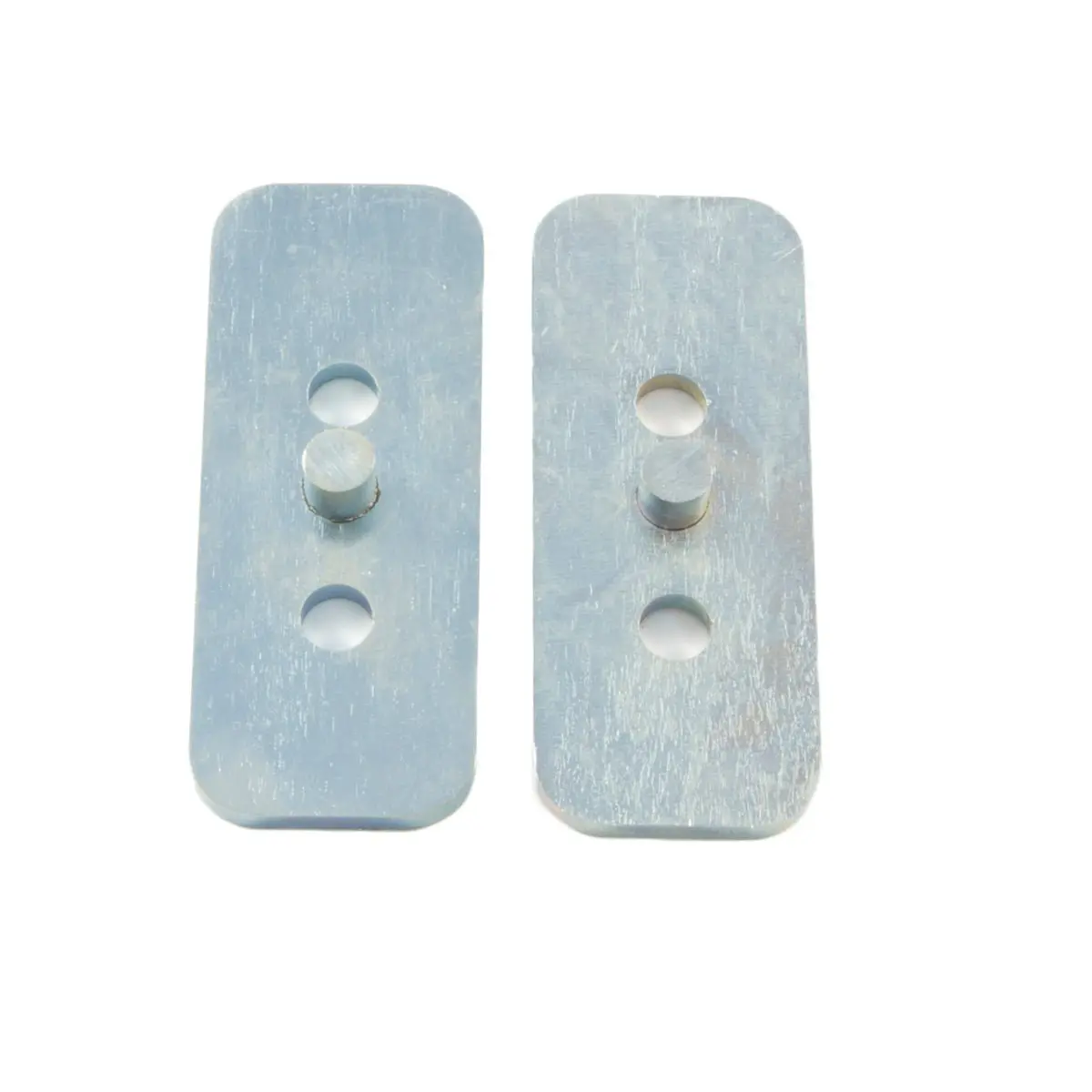 Axle Off-Set Plate For 2" Wide Springs 1