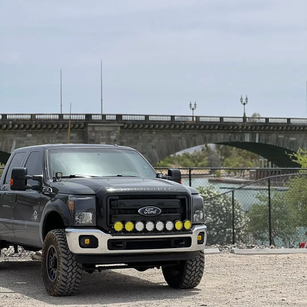 2011+ F250 / F350 Superduty 8 Light Bumper Mount Kit 1