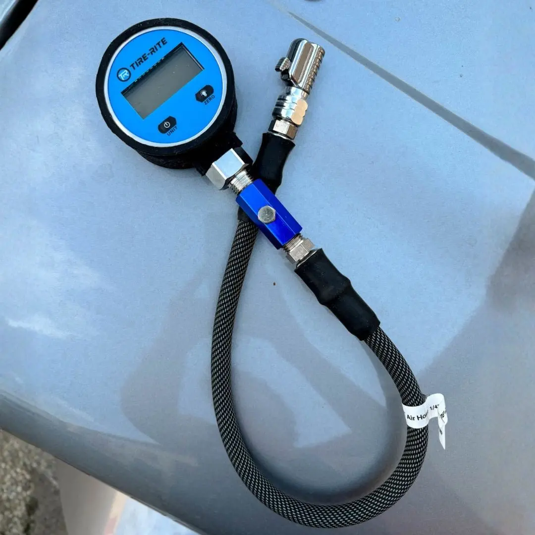 Quickie Pro Tire Gauge With Bleed Valve 1
