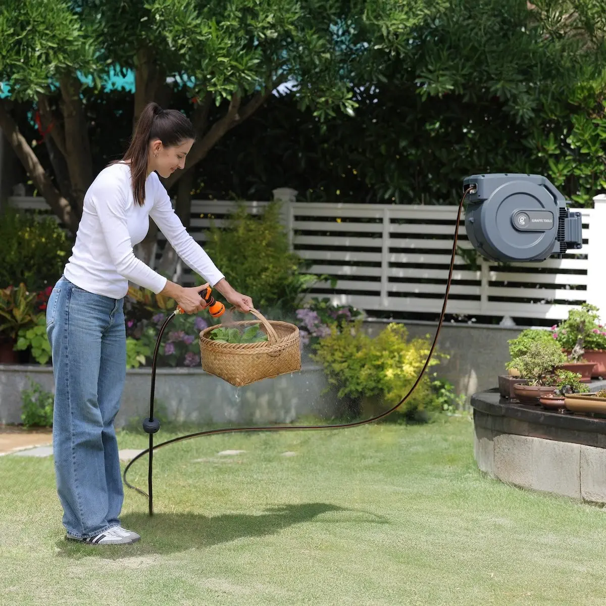 Retractable Garden Hose Reel-1/2In-155Ft 1