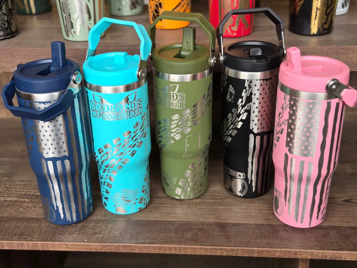 Badlands Flip Top 30Oz Stainless Steel Water Bottle 1