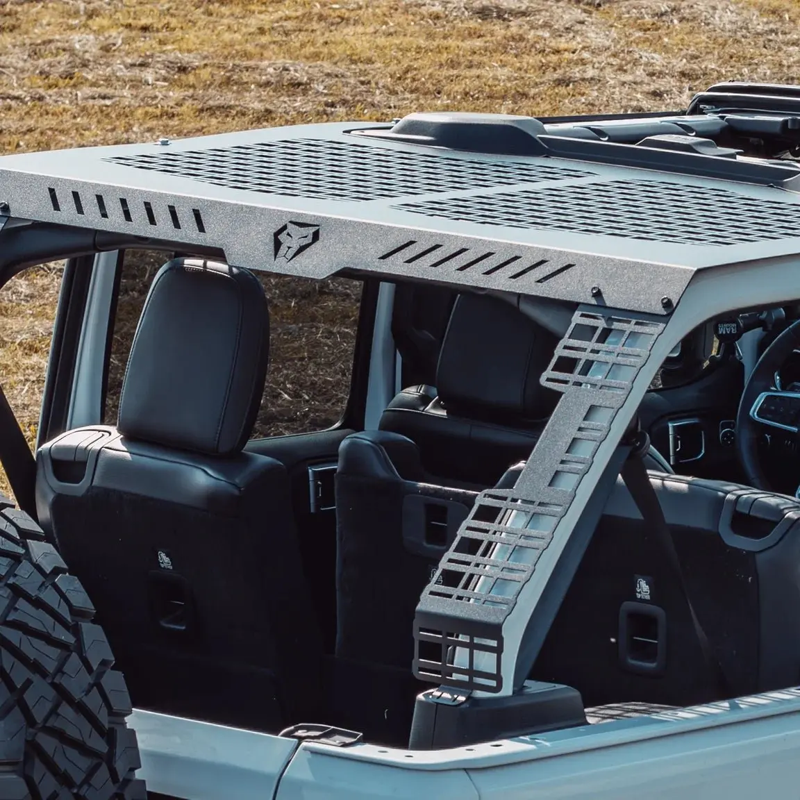 Wrangler Jl Molle Panel 1